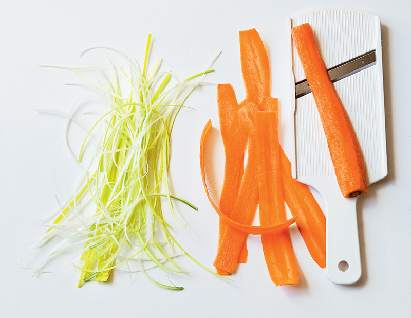 This is the utensil that is revolutionalising vegetable cutting Really simple - photo 6