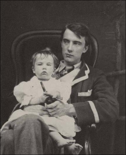 Thomas with his son 1900 Thomas 1904 Thomas in 1914 the - photo 12