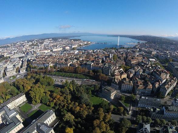 Geneva today DISCOURSE ON THE ARTS AND SCIENCES Translated by G D H - photo 10