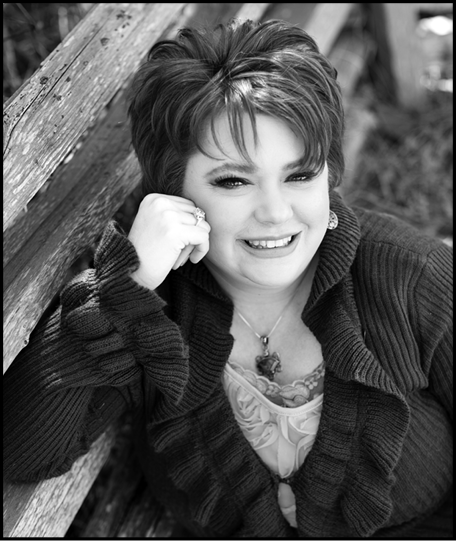 Photo By EC Campbell Photography About the Author Kristy Robinett Livonia - photo 2