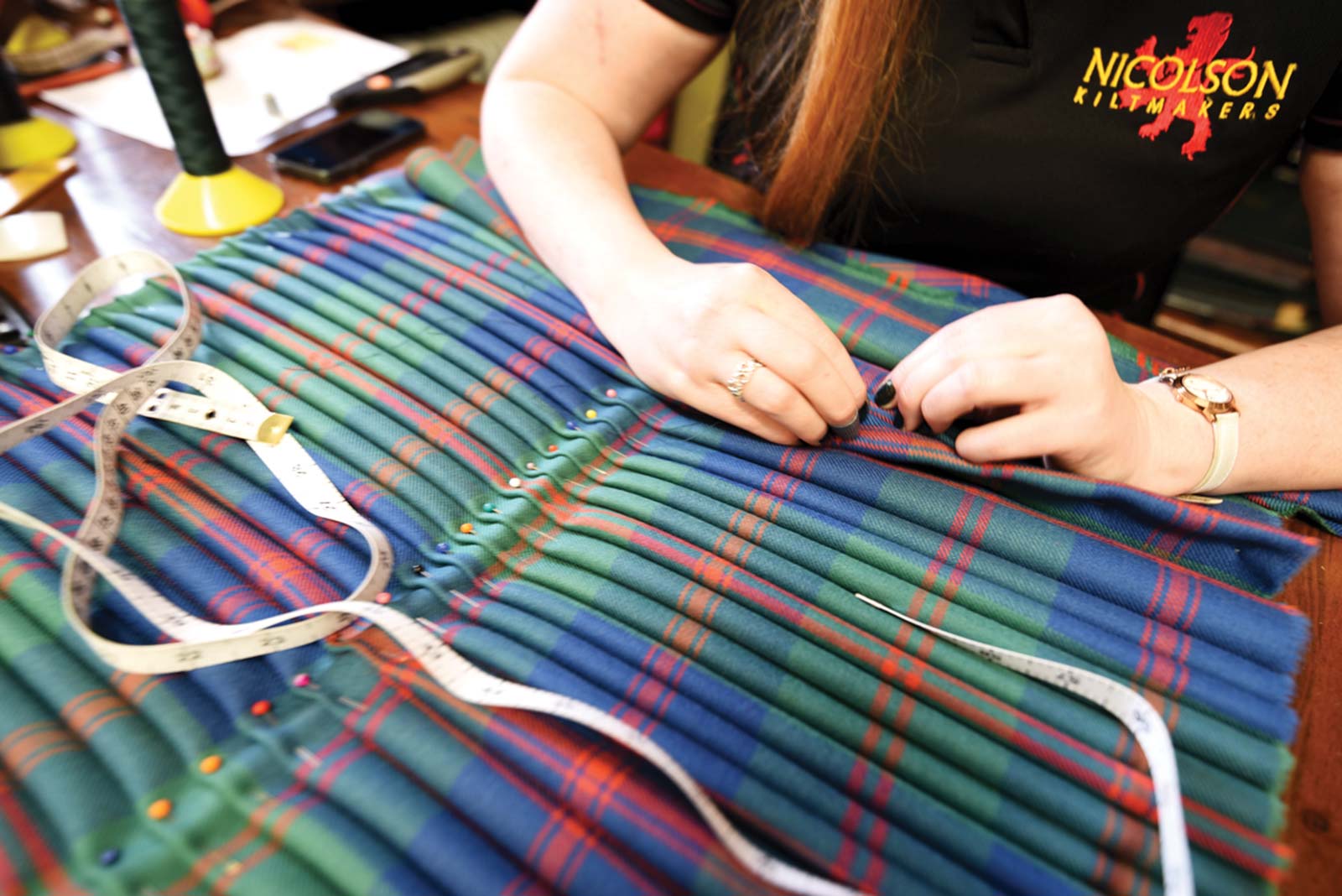 Some shops make custom kilts using woven not cheaply printed tartan material - photo 13