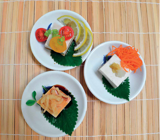 Chapter SOUPS APPETIZERS For sushi lovers it may be easy to imagine a - photo 3