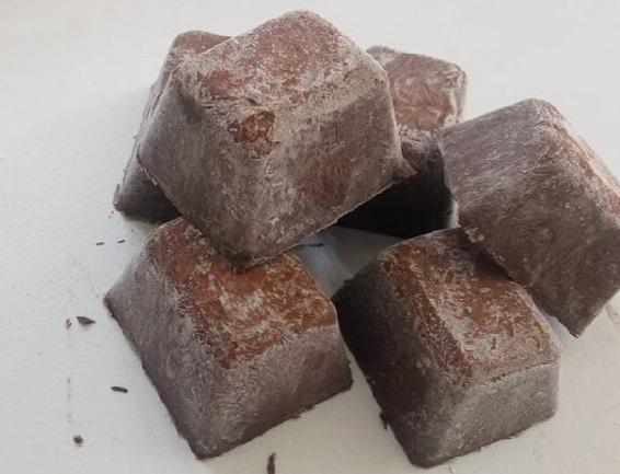 Chocolate fat bombs will boost your fat intake Serves Time 15 mins - photo 7