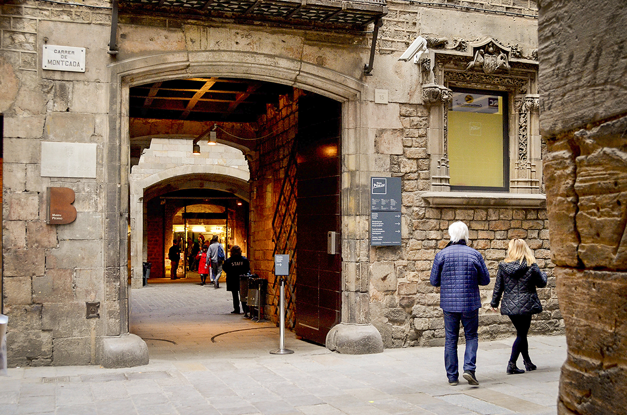 MARC SOLERALAMY STOCK PHOTO Barcelona Top Sights Barcelonas hallowed - photo 7