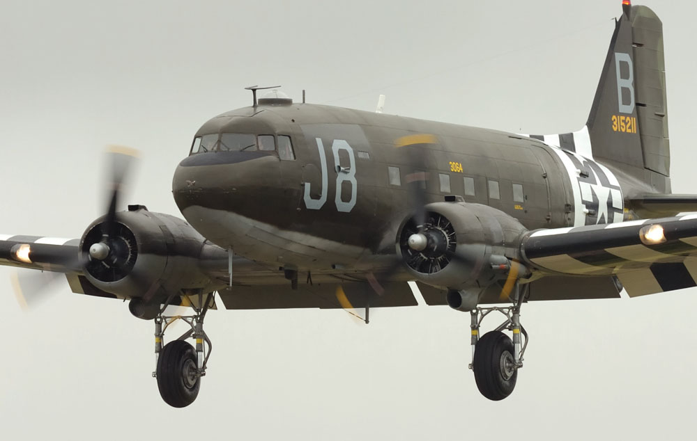 The Douglas C-47 Skytrain N1944A on final approach to landing at Kidlington - photo 4