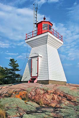 Killarney East Lighthouse Toronto skyline Pukaskwa - photo 6