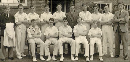 Purley 2nd XI 1946 Gordon on right handside 1996-2004 Dr John S Gilbody - photo 2