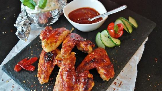 These are the perfect wings to make during your next family game night One - photo 5