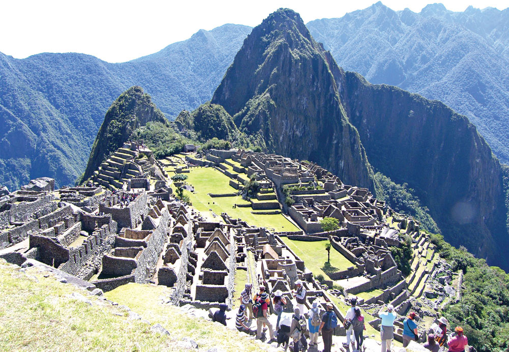 INTRODUCTION T he story of Peruvian food through the centuries is a delightful - photo 6