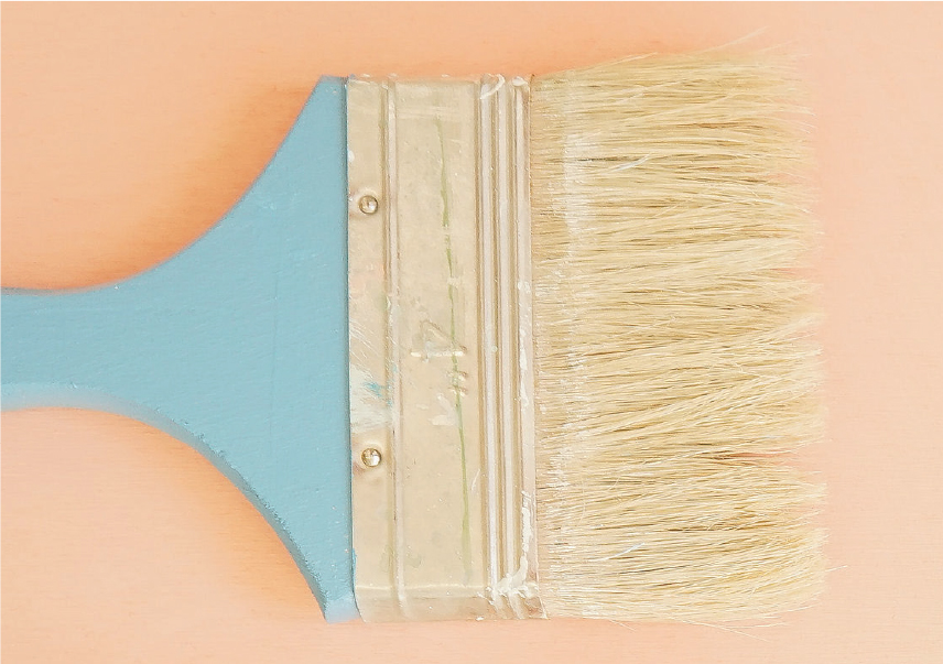 WIDE Wide brushes cover large spaces and are great for blocking in colors they - photo 7