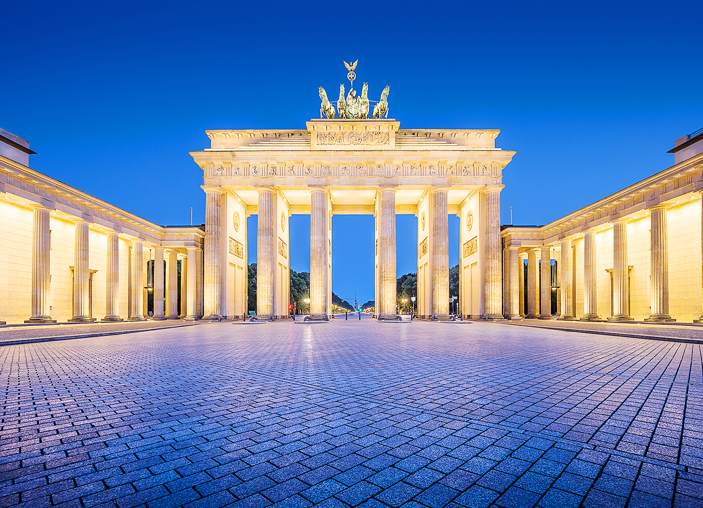 CANADASTOCKSHUTTERSTOCK Berlin Top Sights A cornucopia of ancient - photo 7