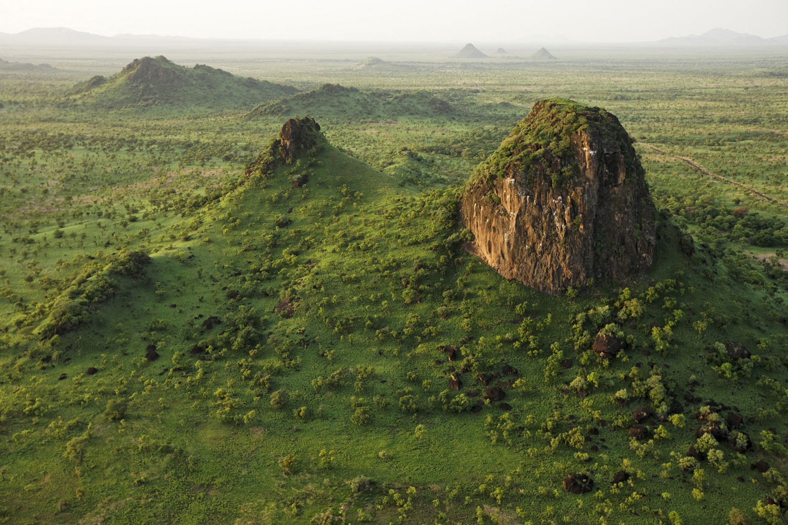 South Sudan A verdant carpet punctuated by rocky outcrops covers the plateau - photo 9