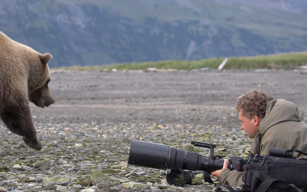 The author with a Grizzly Bear in Alaska This Grizzly Bear came so close I - photo 4