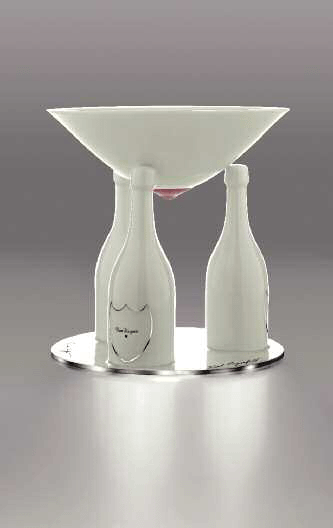 Claudia Schiffer-inspired champagne glass created by Karl Lagerfeld for Dom - photo 6