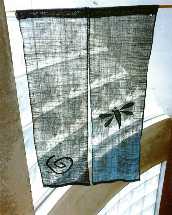 Sheer magic An appliqued noren of indigo mosquito netting by Kazuko Yoshiura - photo 10