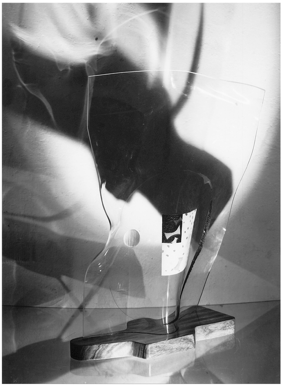 L Moholy-Nagy Space modulator with highlights Plastic shaped by hand - photo 2