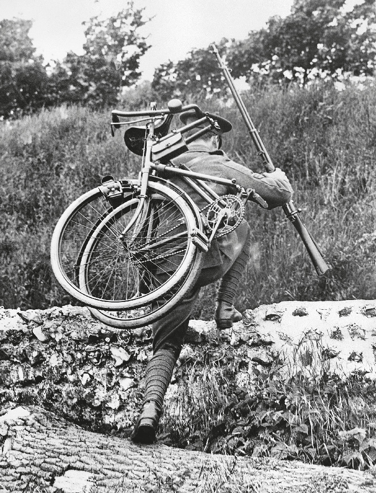 This is the new British Army Scout in June 1915 known as the Divisional Cycle - photo 12