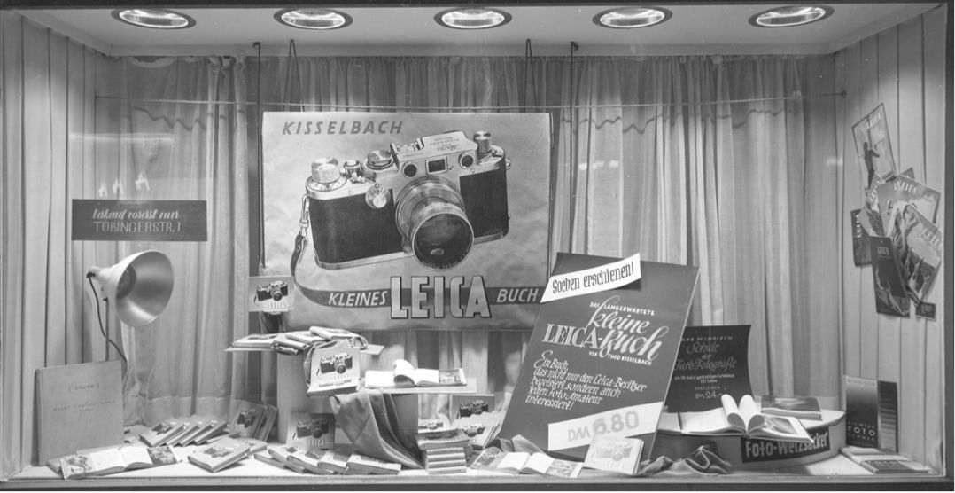 Hans-Gnter KisselbachAdvertisement for Das Kleine Leica-Buch Pocket Leica - photo 21