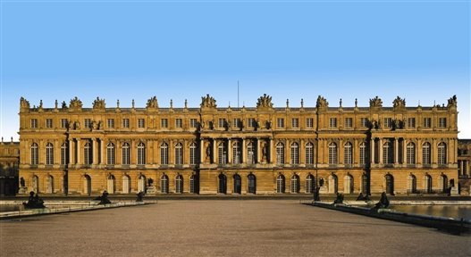 5 Louis Le Vau and Jules Hardouin-Mansart Versailles Palace faade with - photo 7