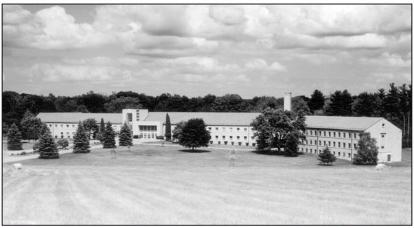 The main building of the Himalayan Institute headquarters near Honesdale - photo 3