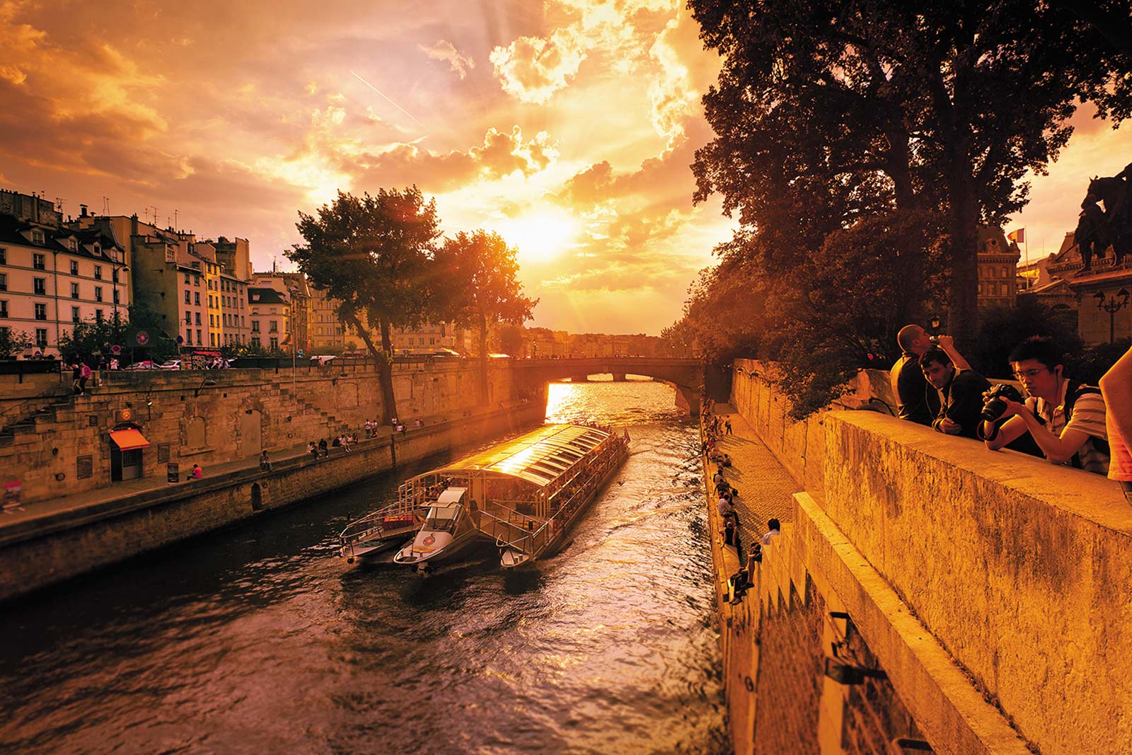 The best time to enjoy a Seine river-boat cruise is at sunset THE BEST OF - photo 13