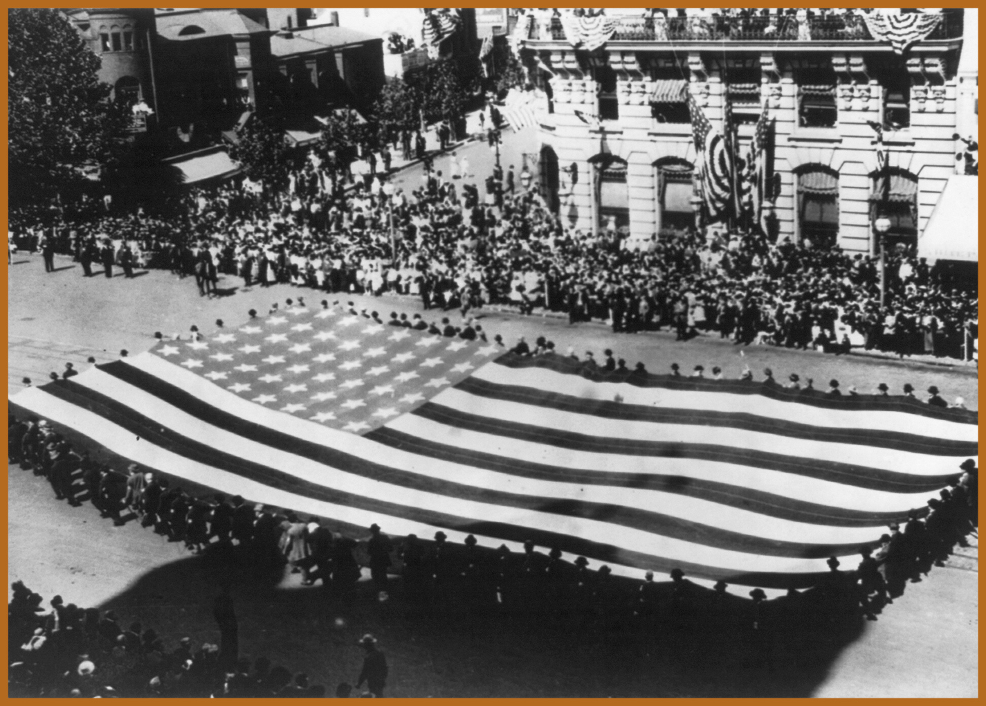 September 29 1915 The Grand Army of the Republics parade up Pennsylvania - photo 4