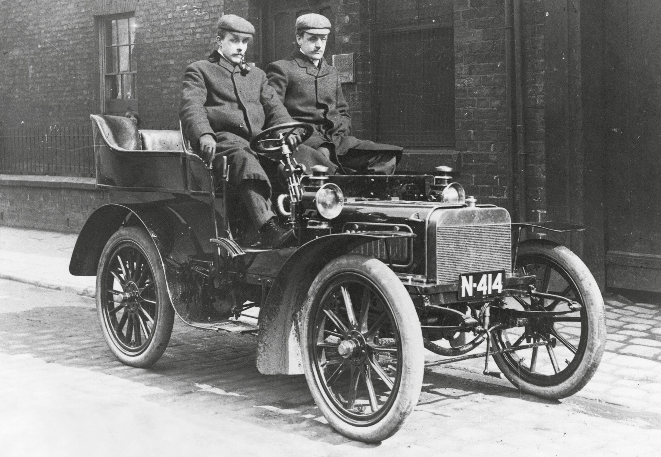 Henry Royce built three 10hp cars in 1904 and it was the excellence of their - photo 2