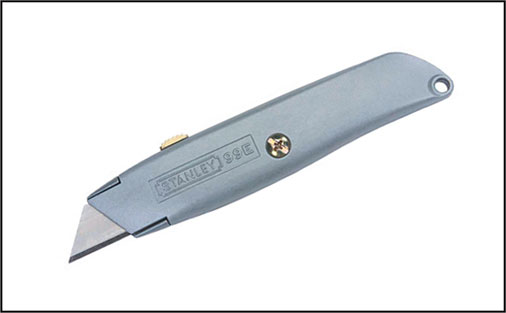 Retractable knife Multimeter Glue gun - photo 15