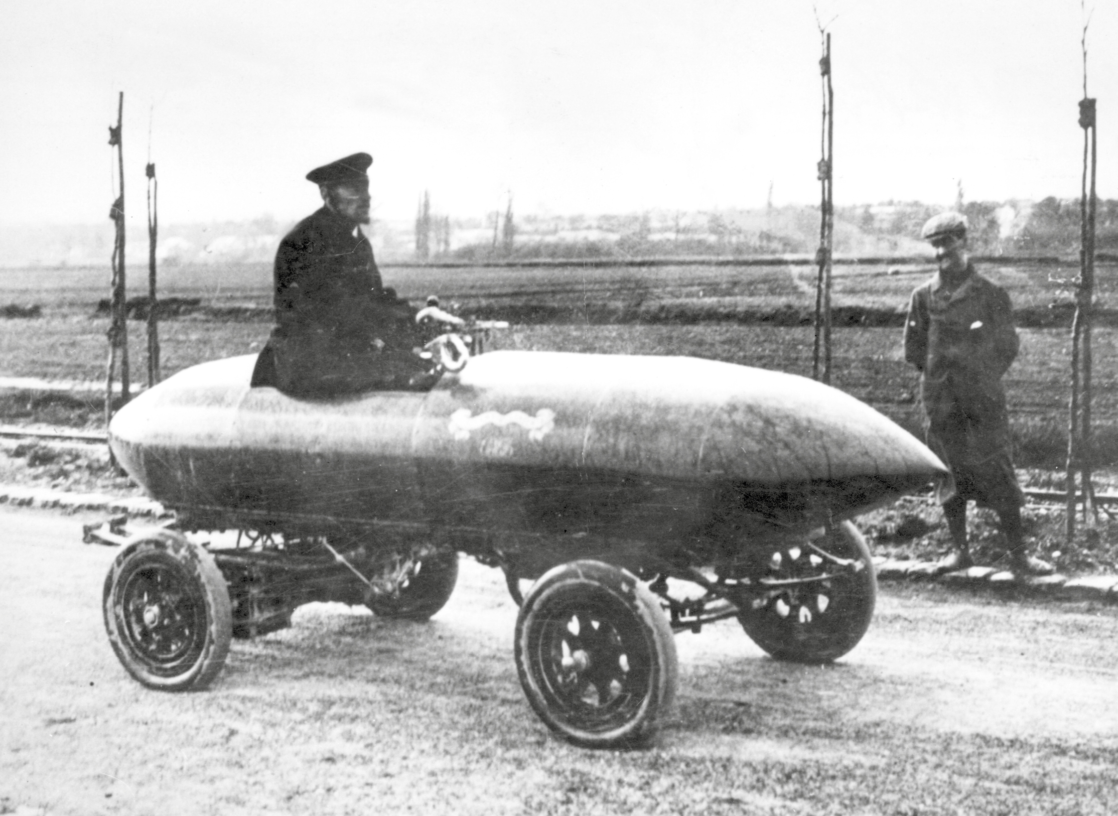 La Jamais Contente with Camille Jenatzy at the wheel He was nicknamed the Red - photo 2