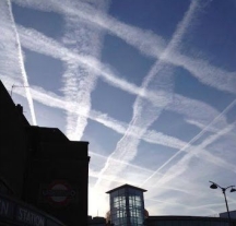 Figure 21 Left Chemtrail grid pattern as seen from the ground Right - photo 1