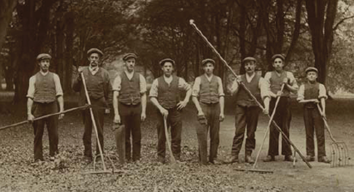 A group of gardeners with the tools of their trade c 1910 CONTENTS - photo 3