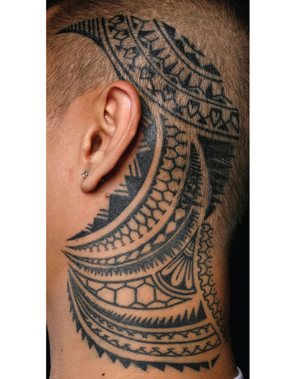 Highly stylized Maori work by Lionel Johnny Two Thumb Tattoo Studio - photo 12