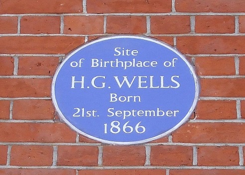 Plaque commemorating Wells birthplace THE TIME MACHINE Published in 1895 - photo 7