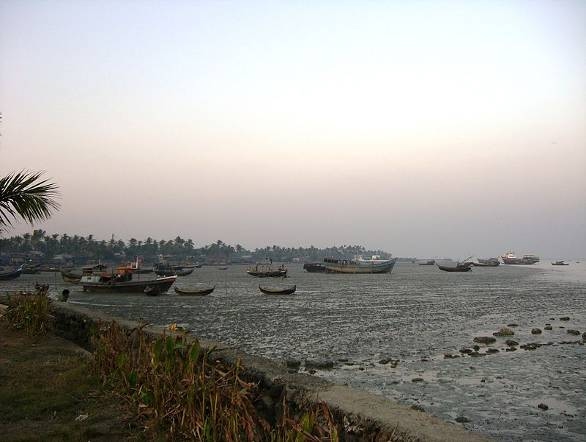 The coastline at Sittwe THE UNBEARABLE BASSINGTON Hector Hugh Munro now - photo 8