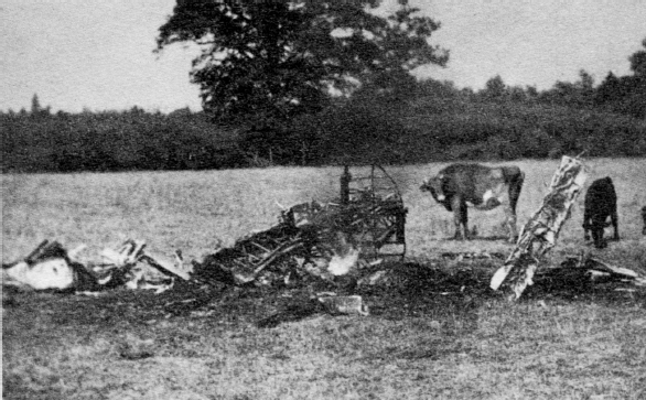 Remains of Hurricane Bus stop AT FOWLMERE WITH BADERS BIG WING - photo 17