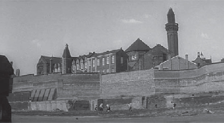 STRANGEWAYS PRISON WAS LESS THAN TWO MILES FROM OUR HOUSE It was the kind of - photo 4