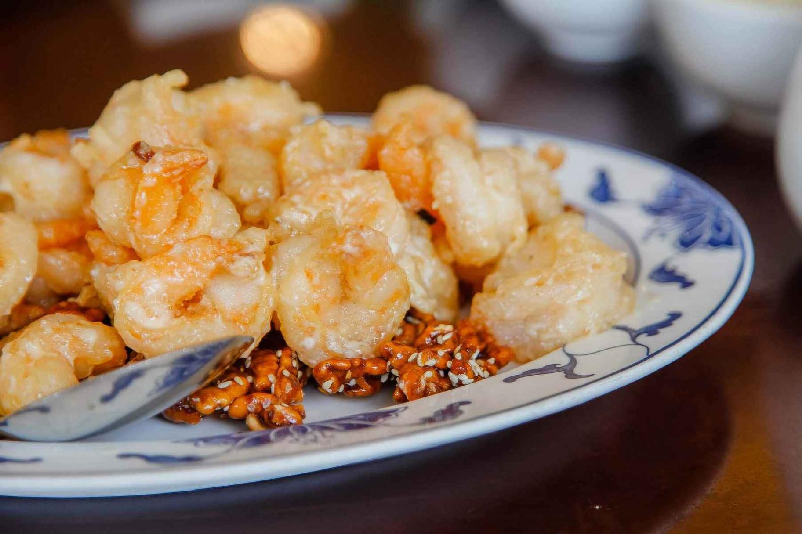 This Chinese style shrimp is made with the flavors of Hong Kong in mind - photo 3