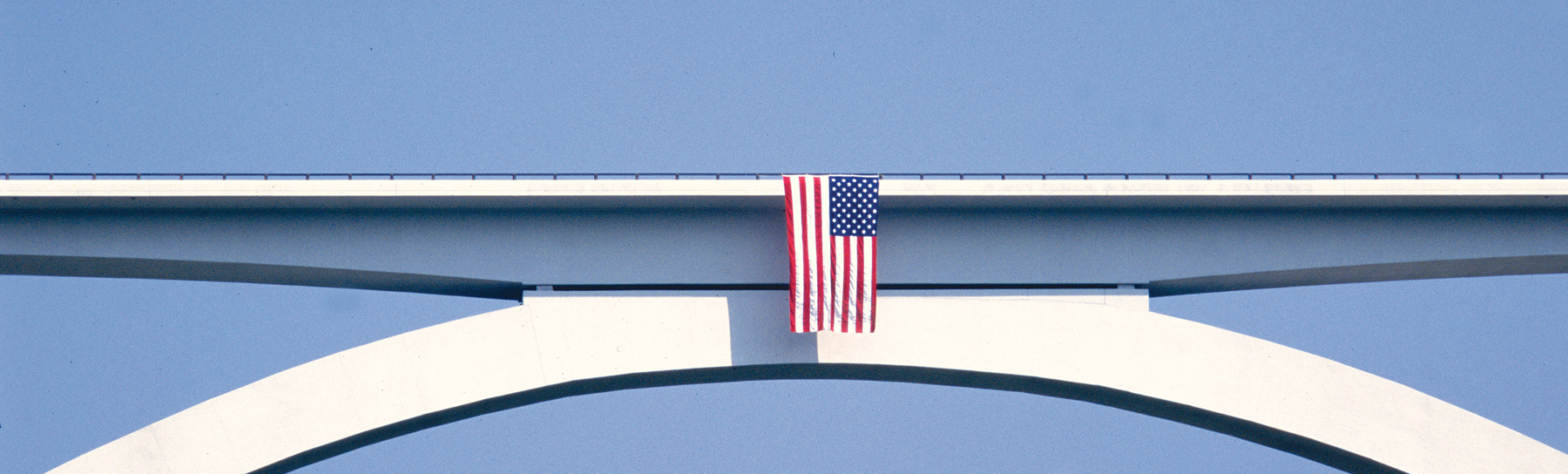 The Natchez Trace Parkway Bridge 1994 designed by FIGG Bridge Group won the - photo 4