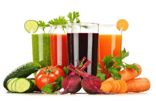 Some major benefits of juicing are that they are super easy to make and take - photo 3