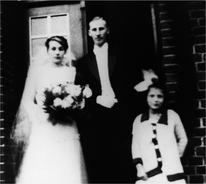 The Heydrich wedding 1931 By the time Reinhard Heydrich married his fiance - photo 11