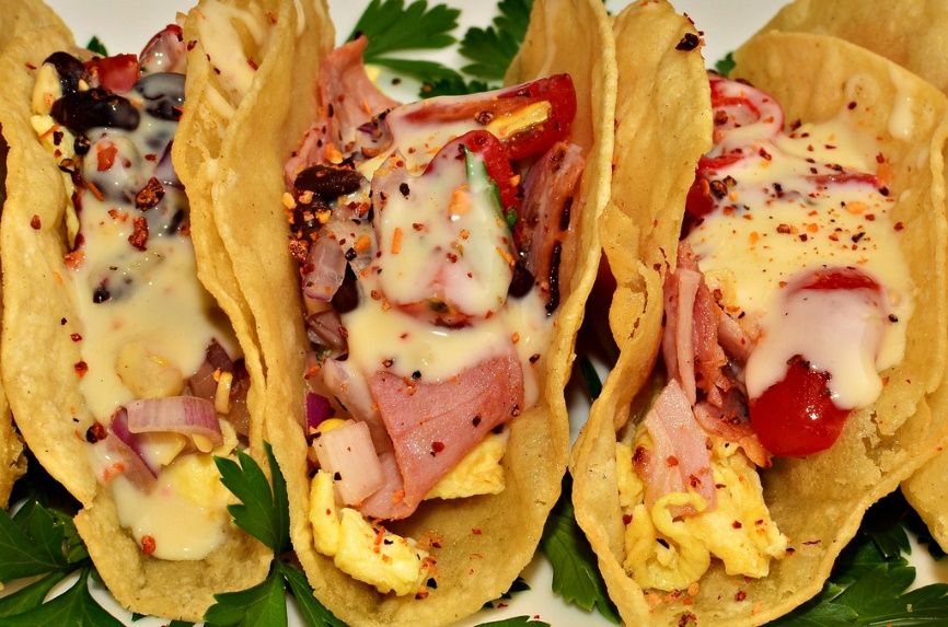 Whats better for breakfast than ham and eggs Throwing them in a taco shell - photo 8