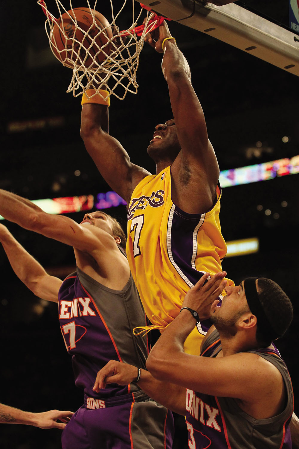 Dunking against the Suns during Game Five of the 2010 NBA Western Conference - photo 17