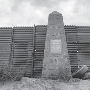 Monument 252 Tijuana The president of the United States knew little of the - photo 3