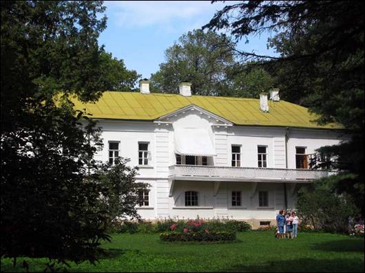 The birthplace home and final resting place of of Leo Tolstoy Yasnaya Polyana - photo 6