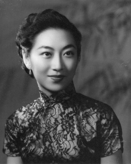 Claire Chao Remembering Shanghai: A Memoir of Socialites, Scholars and Scoundrels