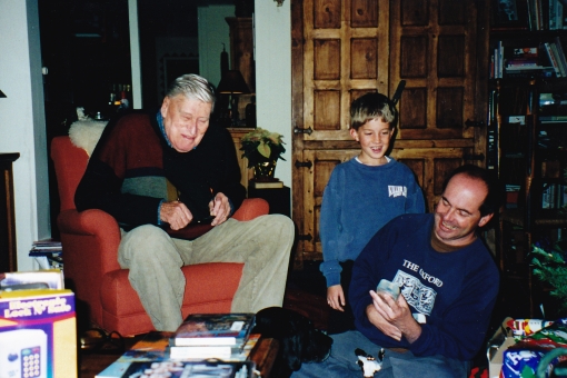 Winslow with his late friend Quentin Keynes and his son at Christmas around - photo 7