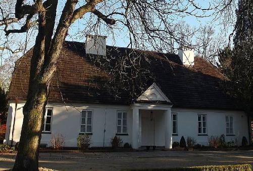 Chopins birthplace in elazowa Wola The Chopin monument in elazowa Wola by - photo 8