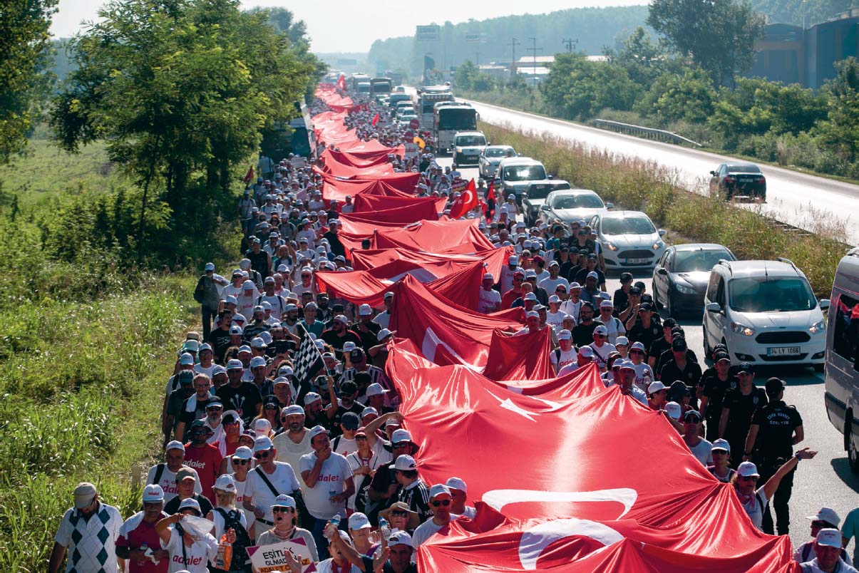 Opposition supporters join CHP leader Kemal Kldarolus Justice March from Ankara - photo 27