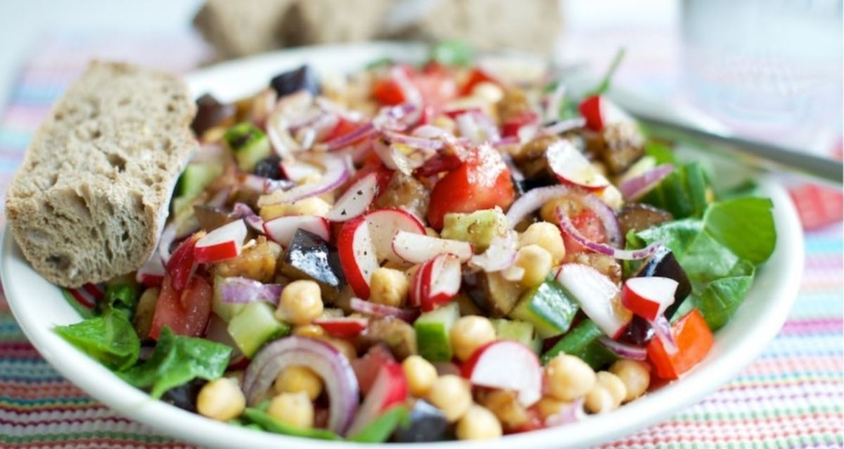 Boiled chickpeas and radish salad with mayo Yield Prep Time 10 minutes - photo 9