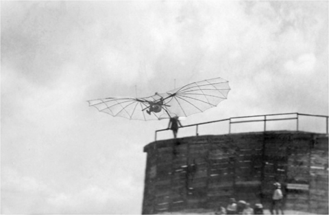 5 Lilienthal taking off in 1893 from a structure he built for his test - photo 7